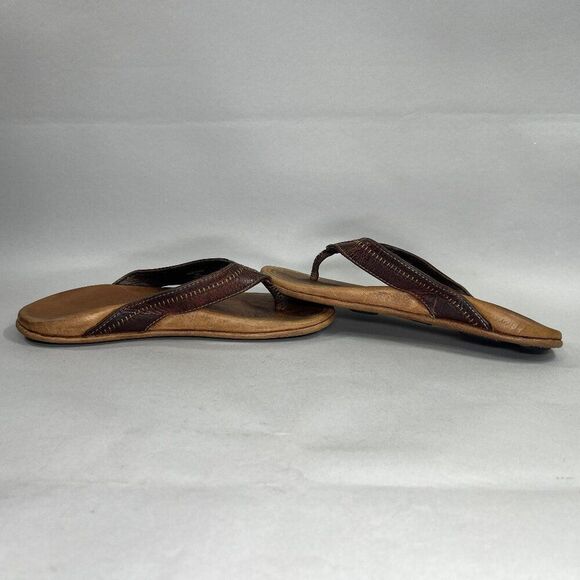 OluKia Men's Size 9 Hiapo Brown Leather Flip Flop Sandals - Picture 7 of 13